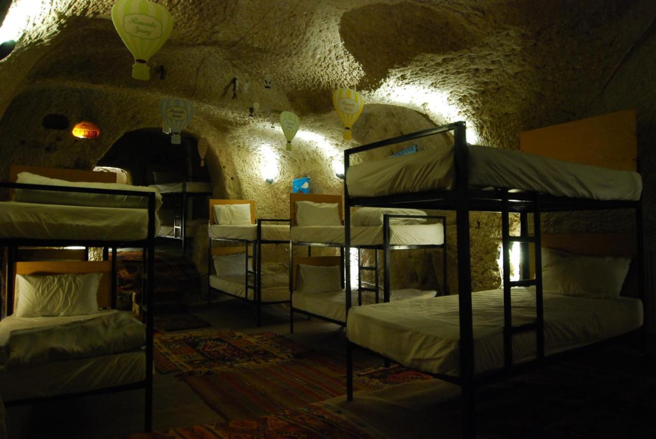 Kamelya Cave Hostel (Adults Only) Гореме Экстерьер фото