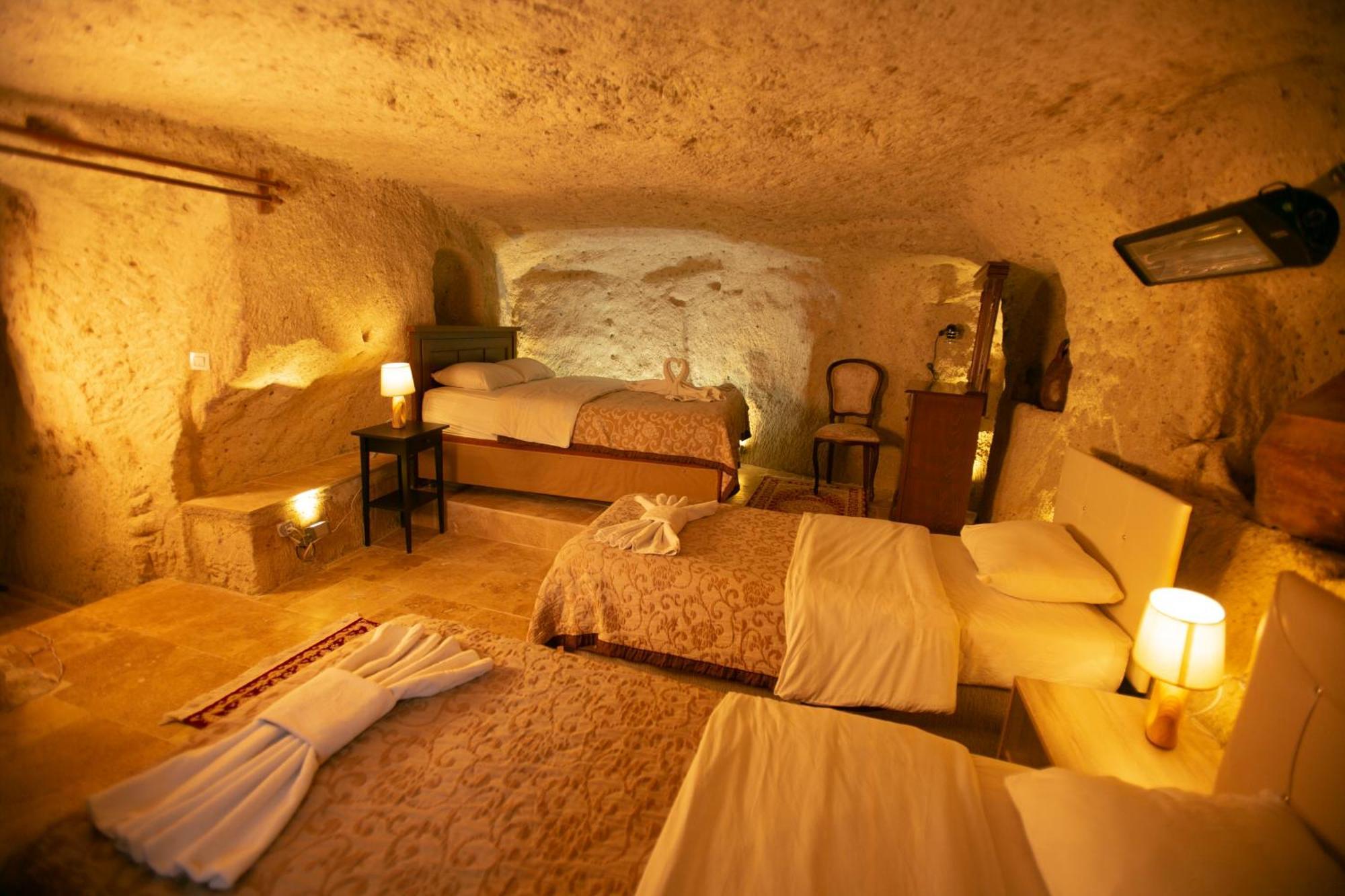 Kamelya Cave Hostel (Adults Only) Гореме Экстерьер фото